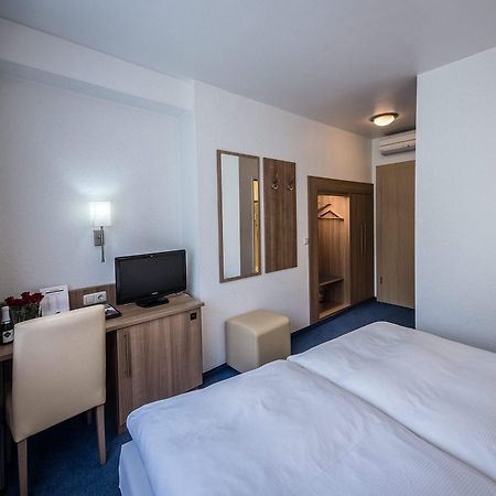 אאכן Hotel Lousberg מראה חיצוני תמונה
