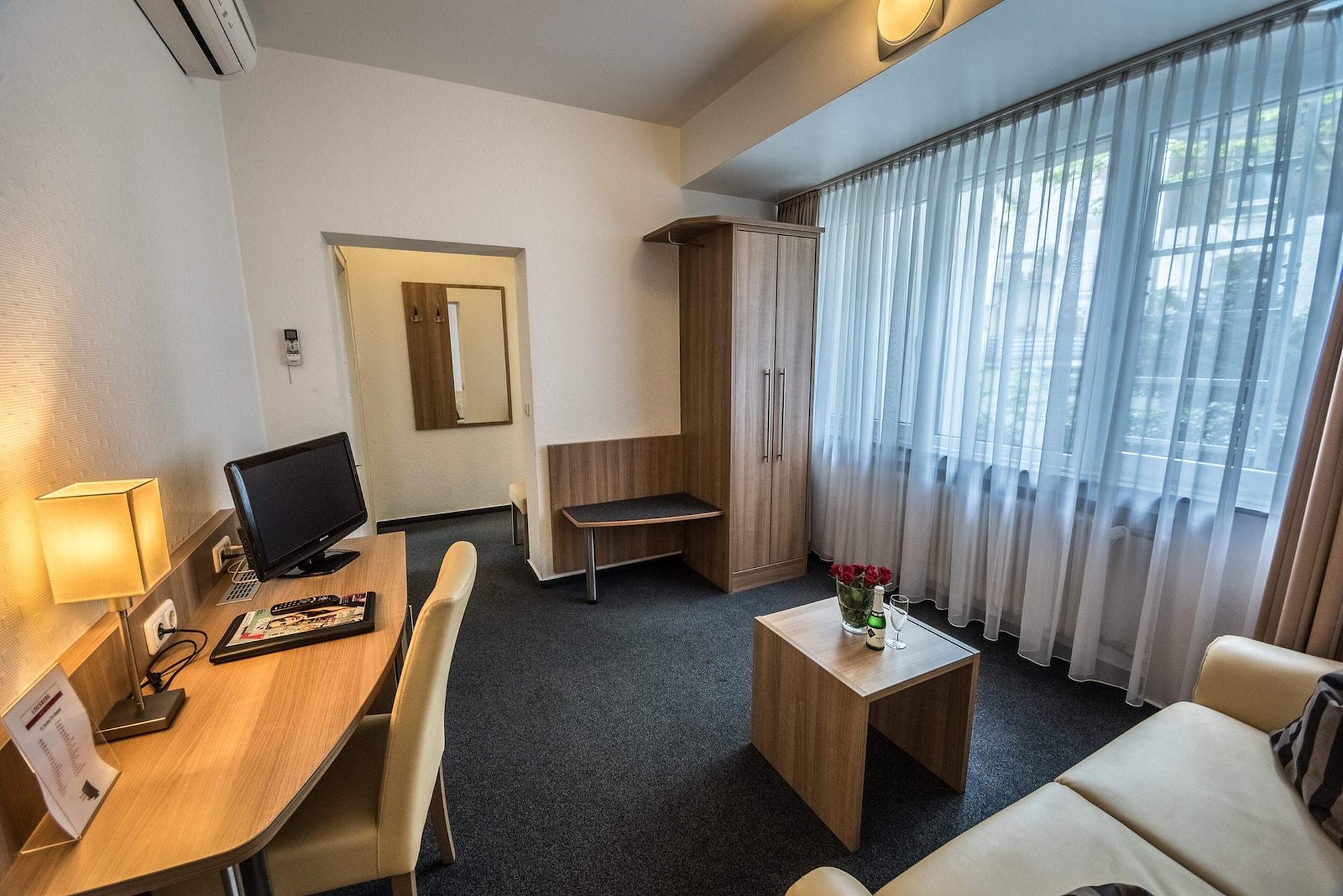 אאכן Hotel Lousberg מראה חיצוני תמונה