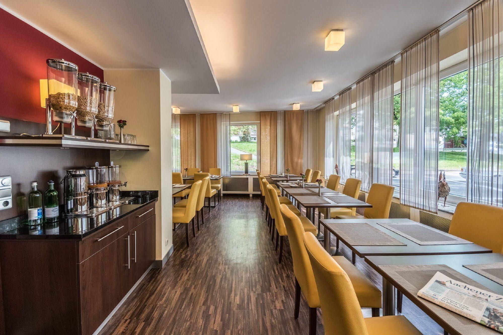 אאכן Hotel Lousberg מראה חיצוני תמונה